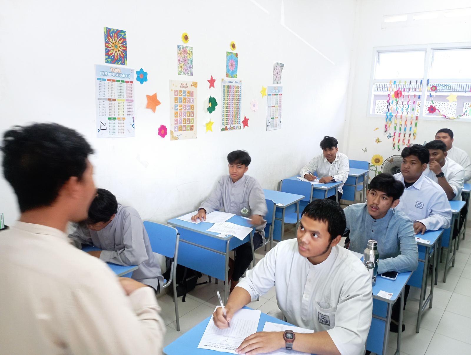 Suasana pembelajaran siswa di kelas